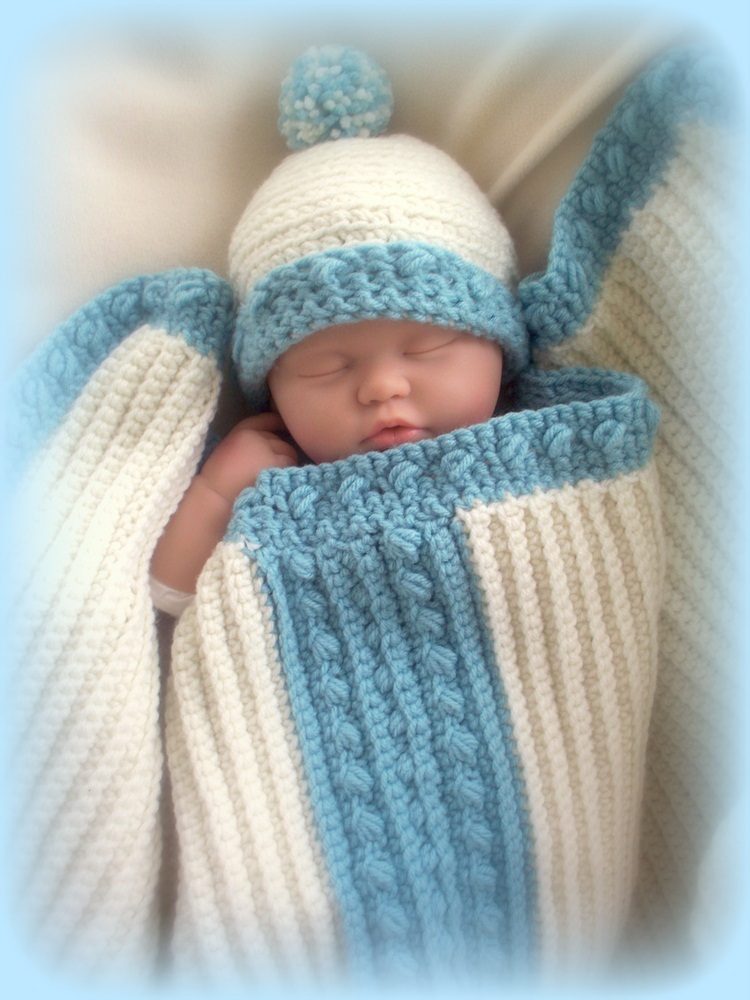 Baby Receiving Blanket And Pom Pom Crochet Hat on Luulla